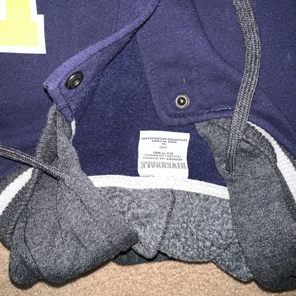 Riverdale show hoodie - Picture 3 of 3